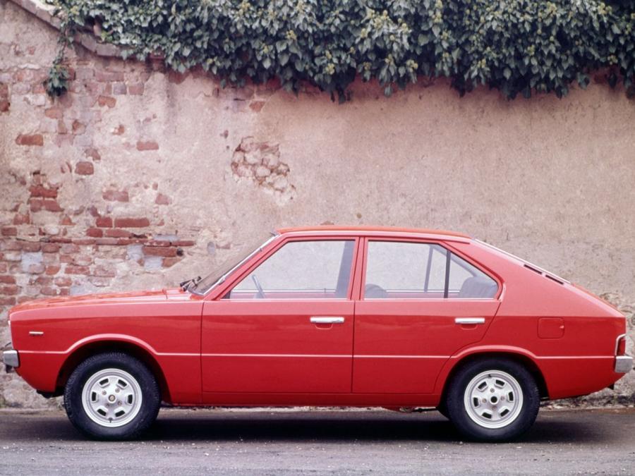  Hyundai Pony 1975 года  (фото 7 из 18)